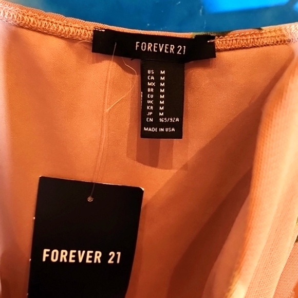 FOREVER 21 off the shoulder ruffle size medium floral dress - Picture 2 of 3